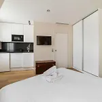 Studio Refait A Neuf Metro Pereire Paris 17 - 2P - Flat-Guest