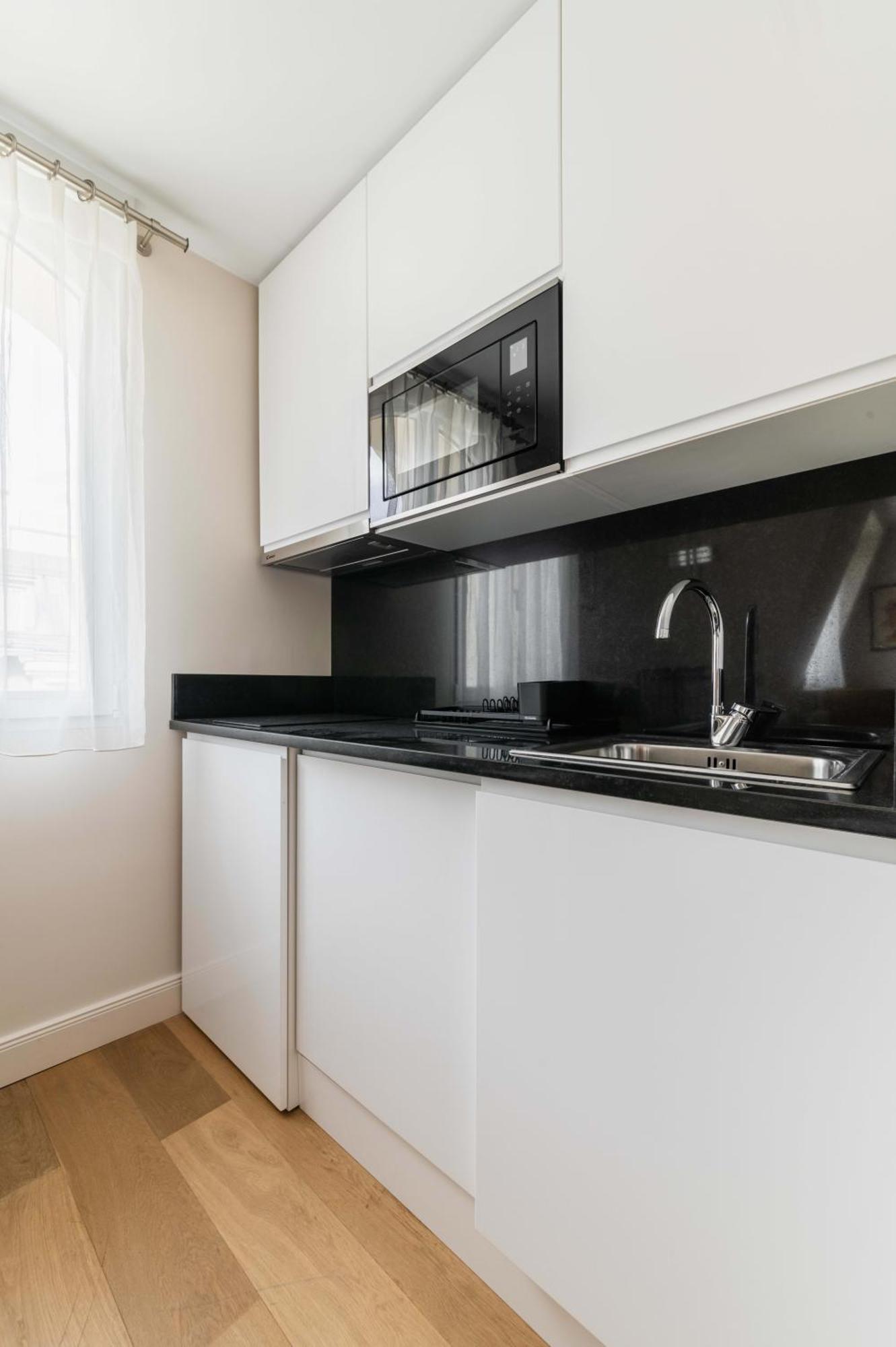 Refait A Neuf Metro Pereire 17 - 2p - Flat-guest Parigi