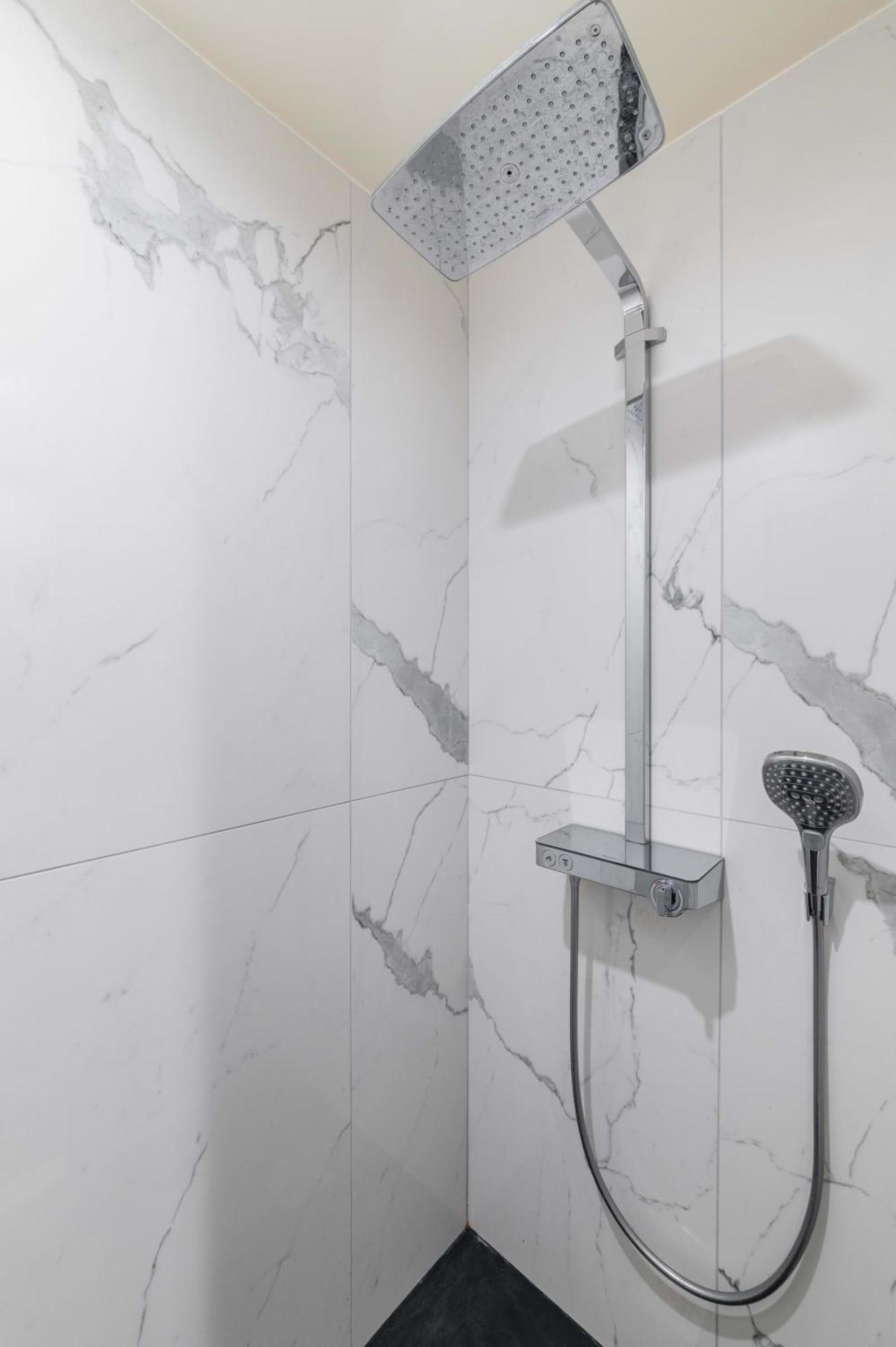 Refait A Neuf Metro Pereire 17 - 2p - Flat-guest Appartamento *